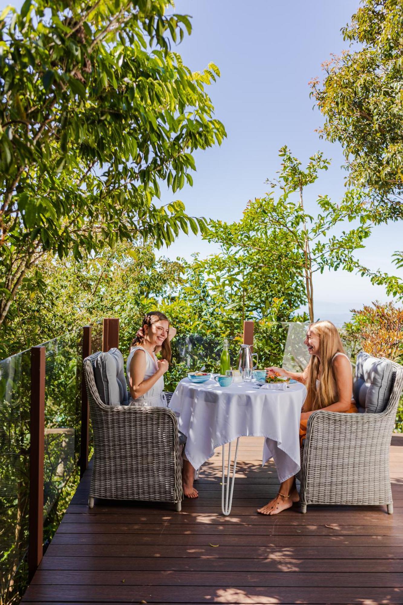 Chira Glamping Resort Monteverde Hotel Monteverde