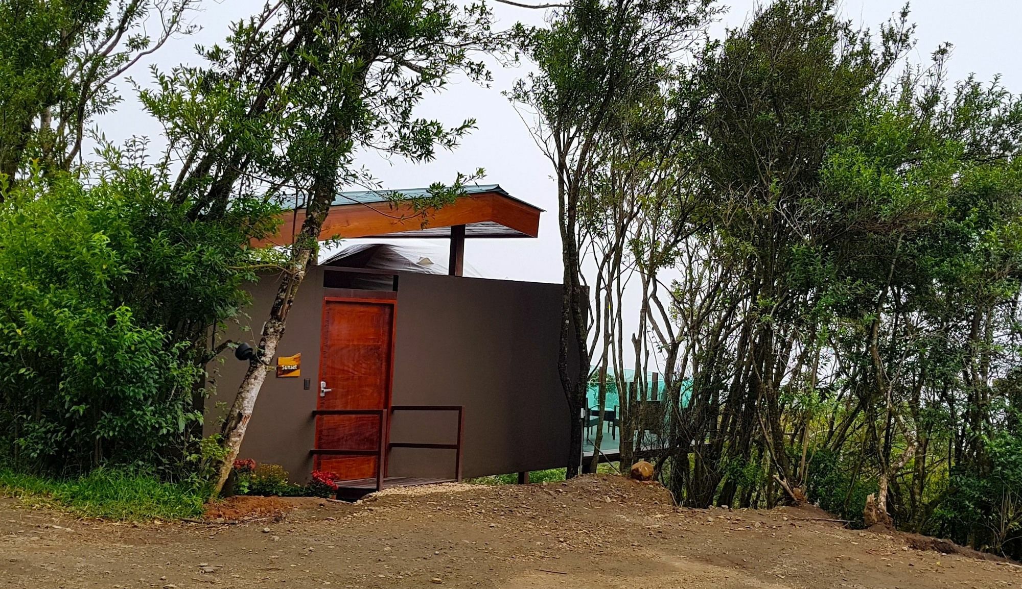 Chira Glamping Resort Monteverde Hotel Monteverde